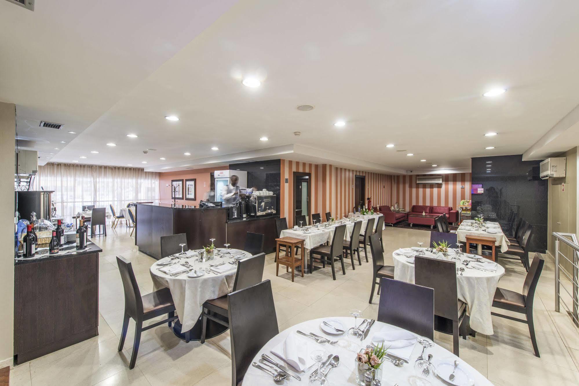 Rk Suite Hotel Luanda Exteriér fotografie